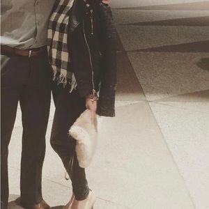 Zara Cream and Black Top in XS